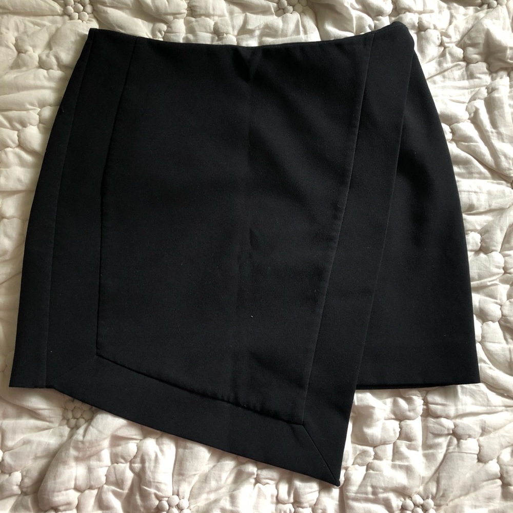 Black skirt